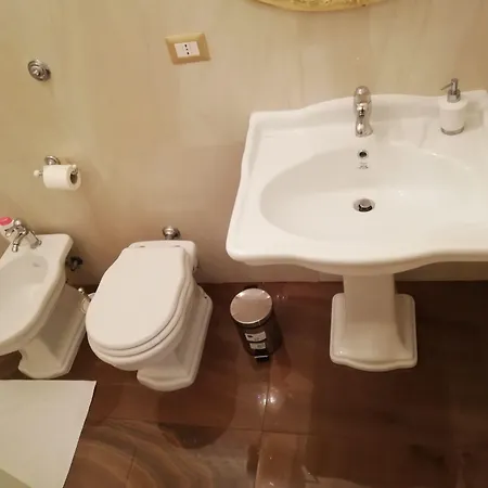 Beb Mariafrancesca Bed & Breakfast 4*