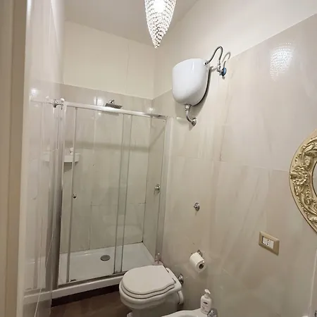 Da Francesco Stazione Bed and breakfast 3*