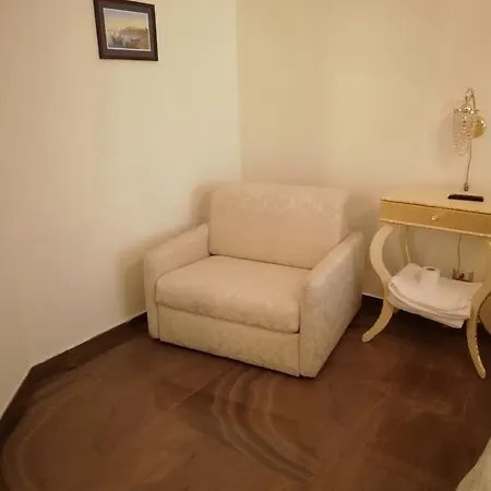 Beb Mariafrancesca Bed & Breakfast